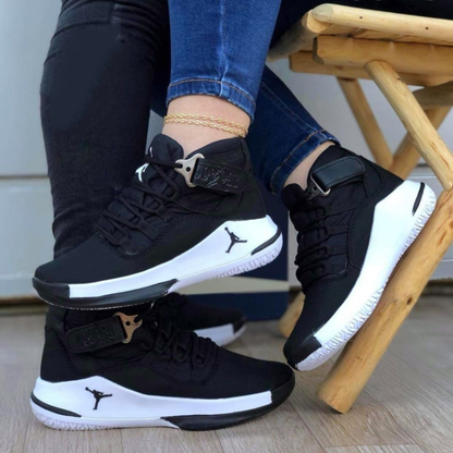 Zyon - Tenis J-Flight Negro Blanco | Unisex